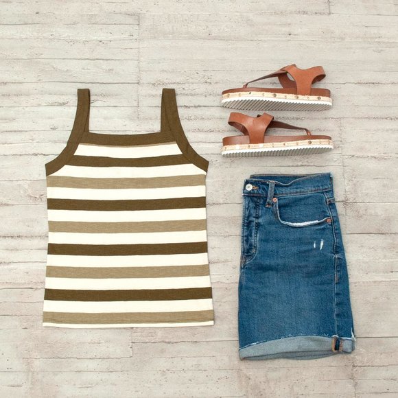 NWT Gap Soft Ribbed Striped Shirt M - Picture 1 of 3